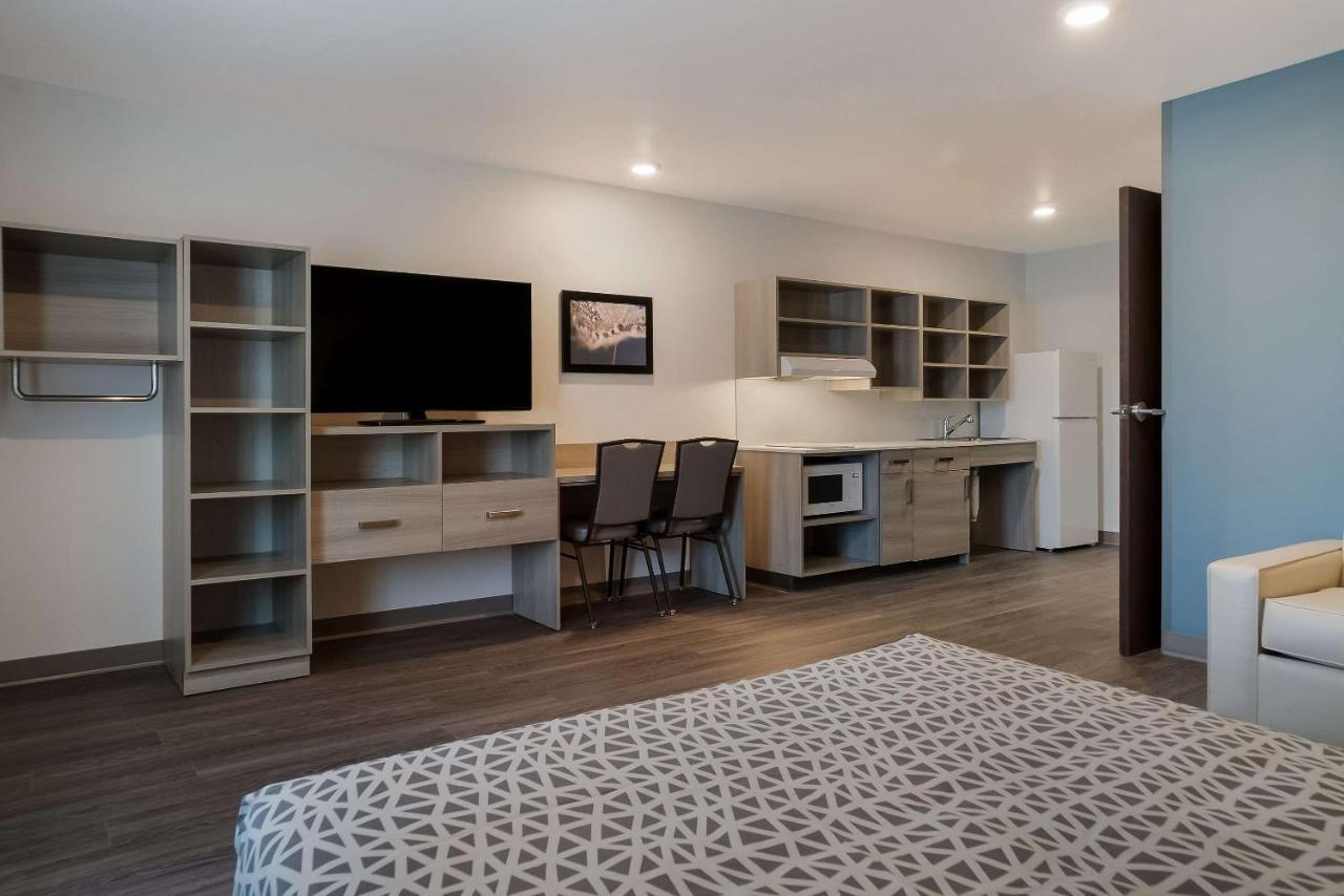 Woodspring Suites Detroit Sterling Heights Zewnętrze zdjęcie