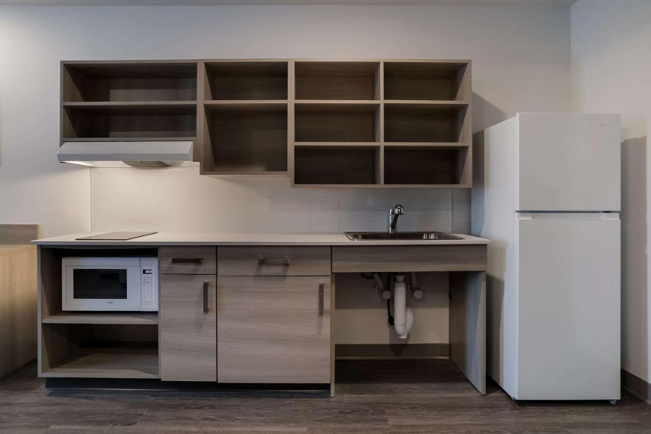 Woodspring Suites Detroit Sterling Heights Zewnętrze zdjęcie