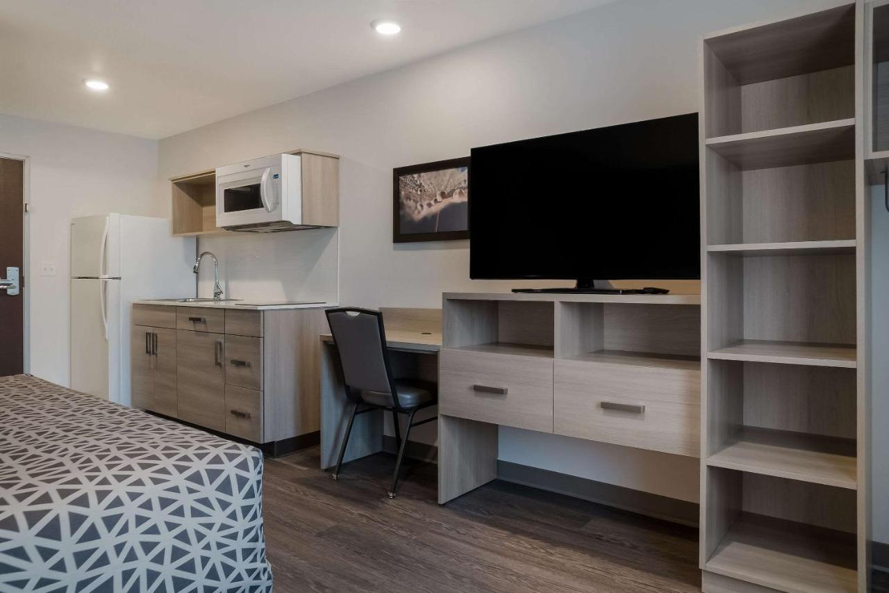 Woodspring Suites Detroit Sterling Heights Zewnętrze zdjęcie