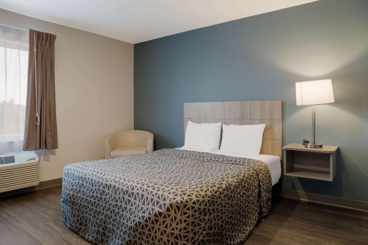 Woodspring Suites Detroit Sterling Heights Zewnętrze zdjęcie